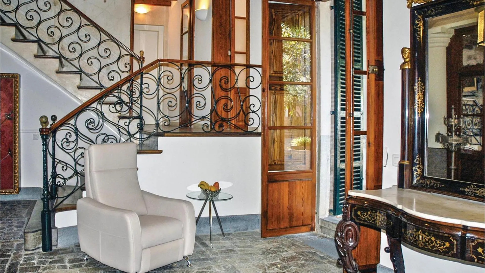 Awesome Home In Soller With Outdoor Swimming Pool