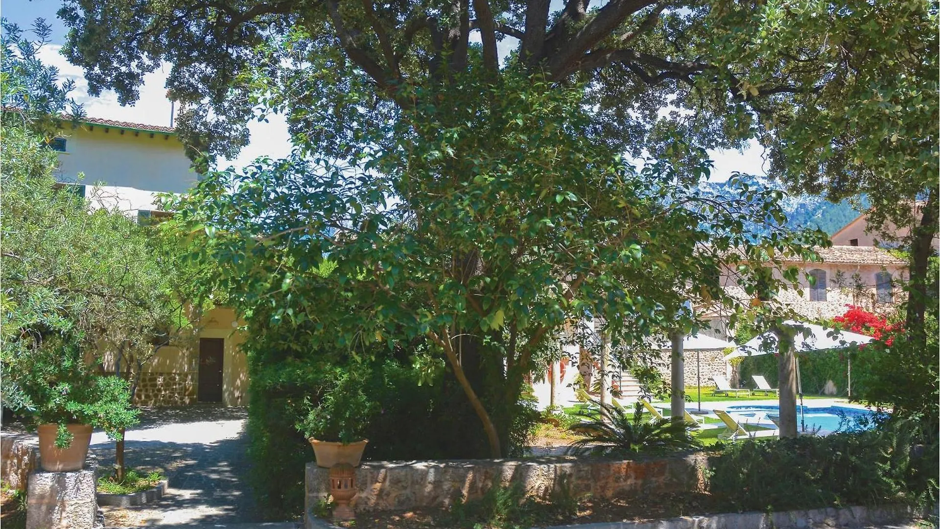 Сasa de vacaciones Awesome Home In Soller With Outdoor Swimming Pool