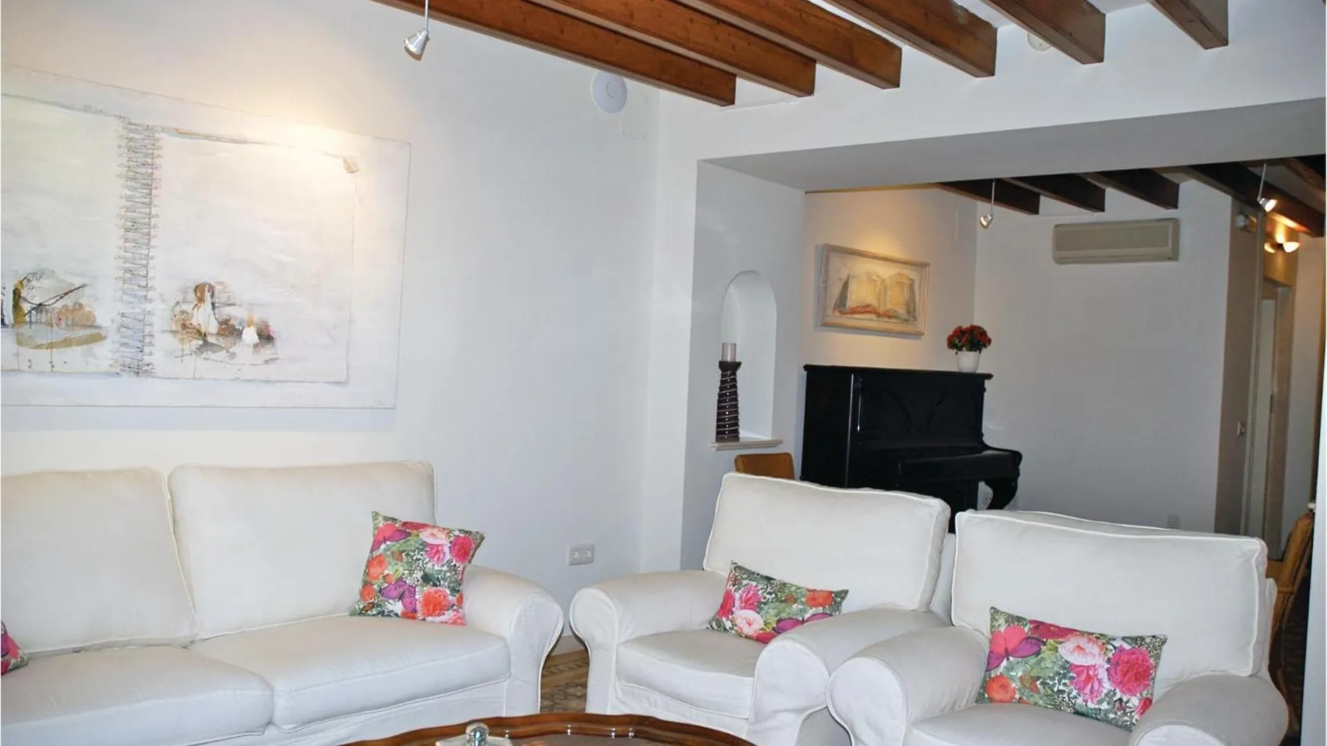 Awesome Home In Soller With Outdoor Swimming Pool Сasa de vacaciones